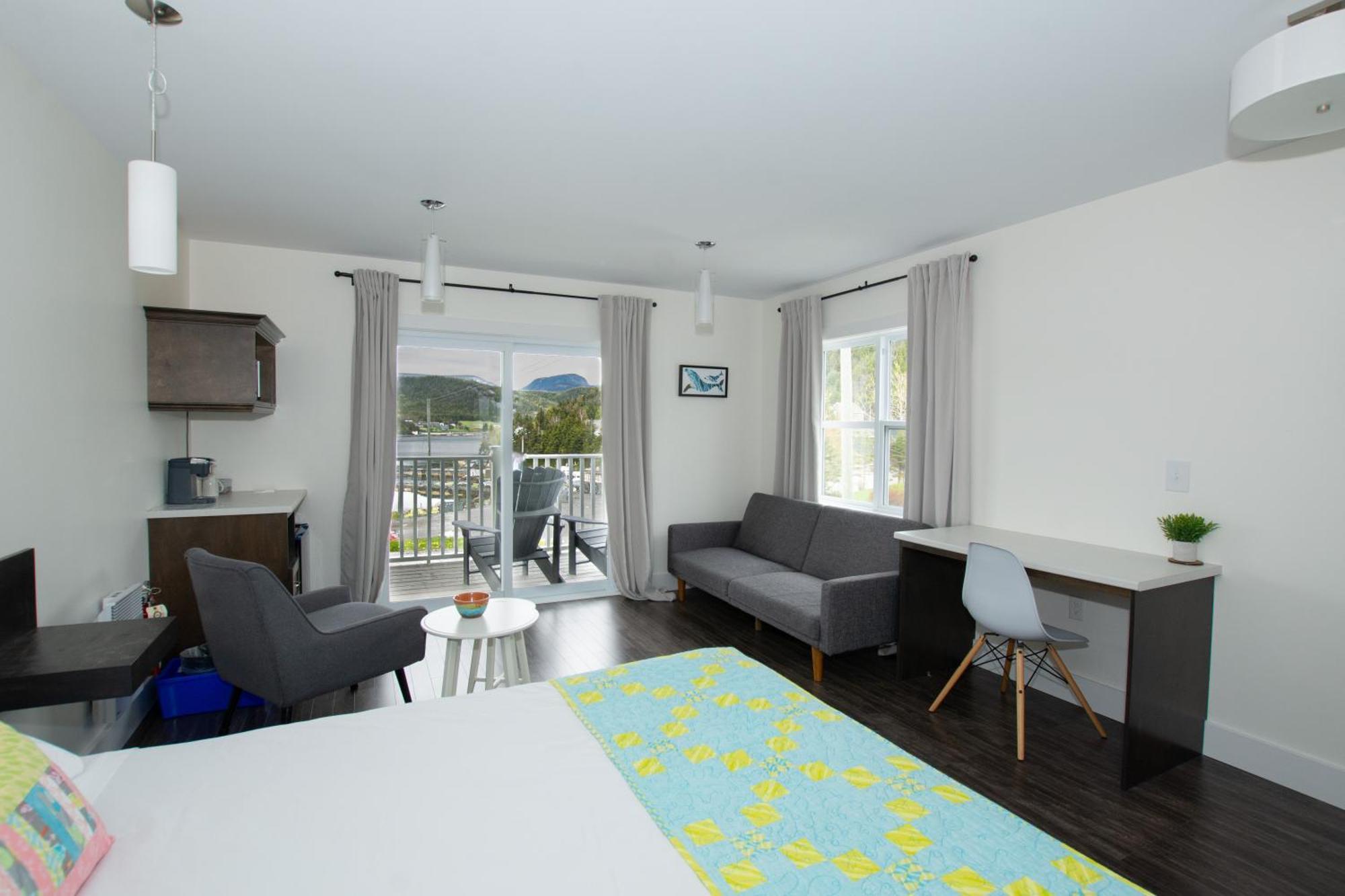 The Tides Inn Norris Point エクステリア 写真